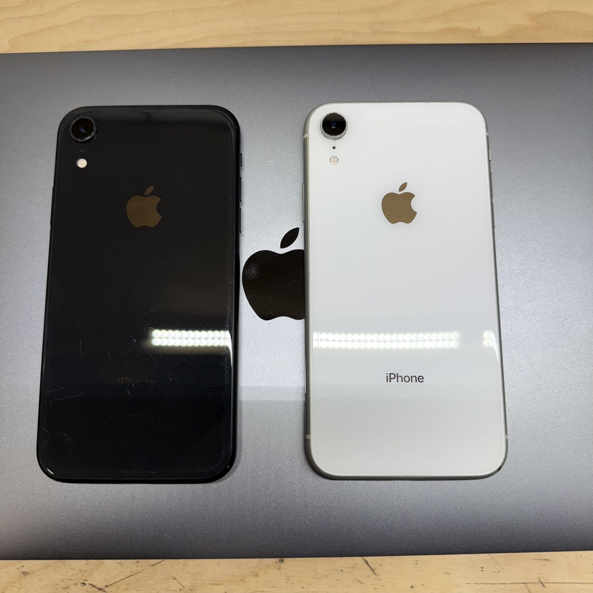 iPhone XR 64gb Unlocked ✅