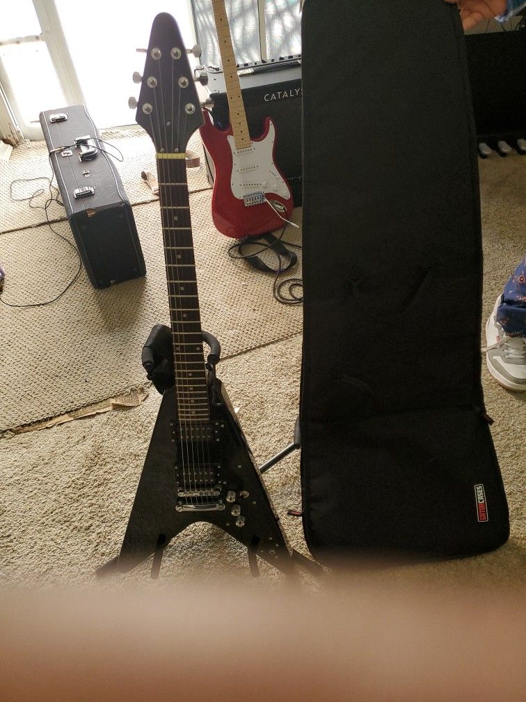 Flying V with Gig Bag Like New