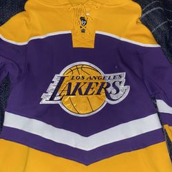 Lakers sweater/ poncho?