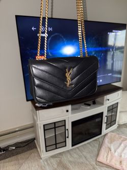 Medium YSL Loulou bag Brand new with box and dust bag