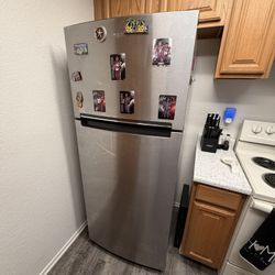 Whirlpool Stainless Steel Refrigerator 