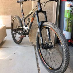 Diamondback Mission 2 Mountain Bike
