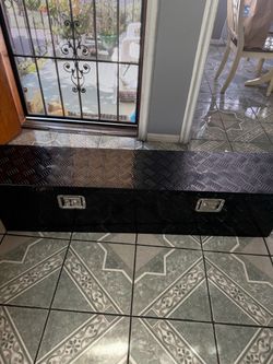 Black Aluminum Diamond Plate Truck Tool Box 62”