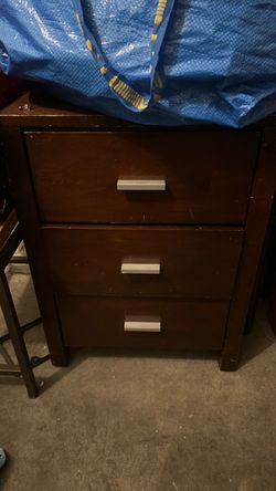 Dark Wood 3-Drawer Dresser