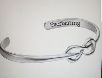 Silver bangle bracelet* Great Gift