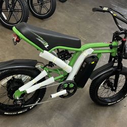 ELECTRIC BIKE ⚡️ BLACK FRIDAY & CYBER MONDAY