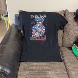 Size 2XL, We The People T-Shirt, New.