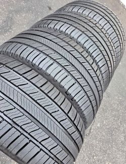 235/45/18 Michin Selling a set of 4 tires in excellent condition 🫡