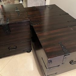 2 Wood Coffee Tables With Storage 