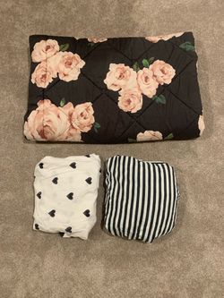 Pottery Barn Teen Comforter and Sheets