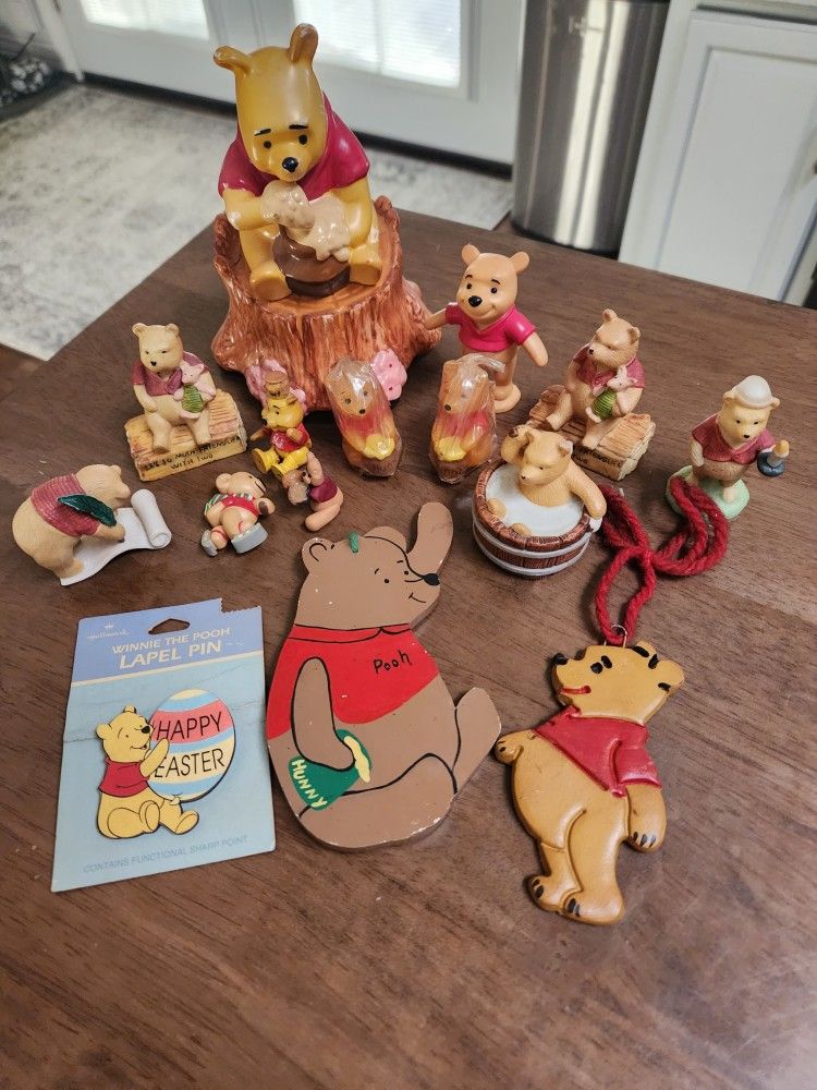 WINNIE THE POOH - COLLECTIBLES