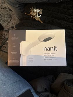 Nanit Pro Camera with Wall Mount