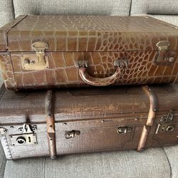 Antique Luggage Set – Croc Leather & Wood Suitcases – 1900s–1930s Era