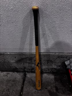 Mizuno Elite (Maple) Baseball Bat