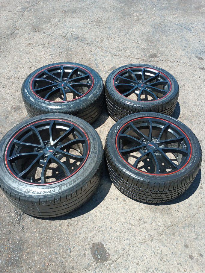 4 Used Staggered Corvette Wheels And Tires Came Off 2012 Corvette