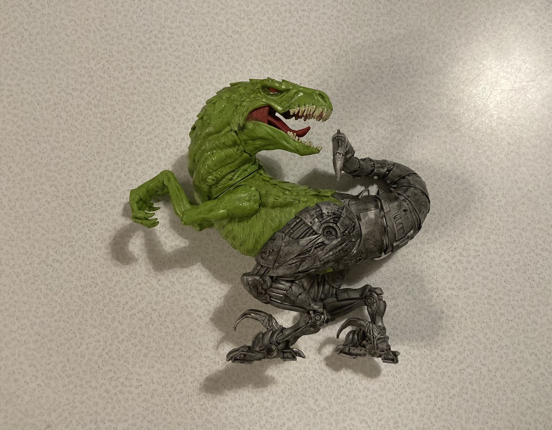 McFarlane Toys RAW10 Bionic Mechanical RAPTAR Dinosaur 8 inch Dino Attack Figure Toy!!