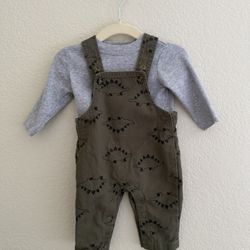 4 Carter’s Sets- 3 Months