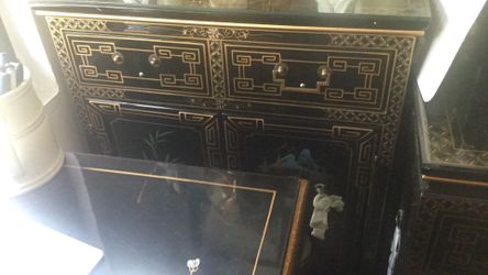 Black Lacquer Chinese Cabinet