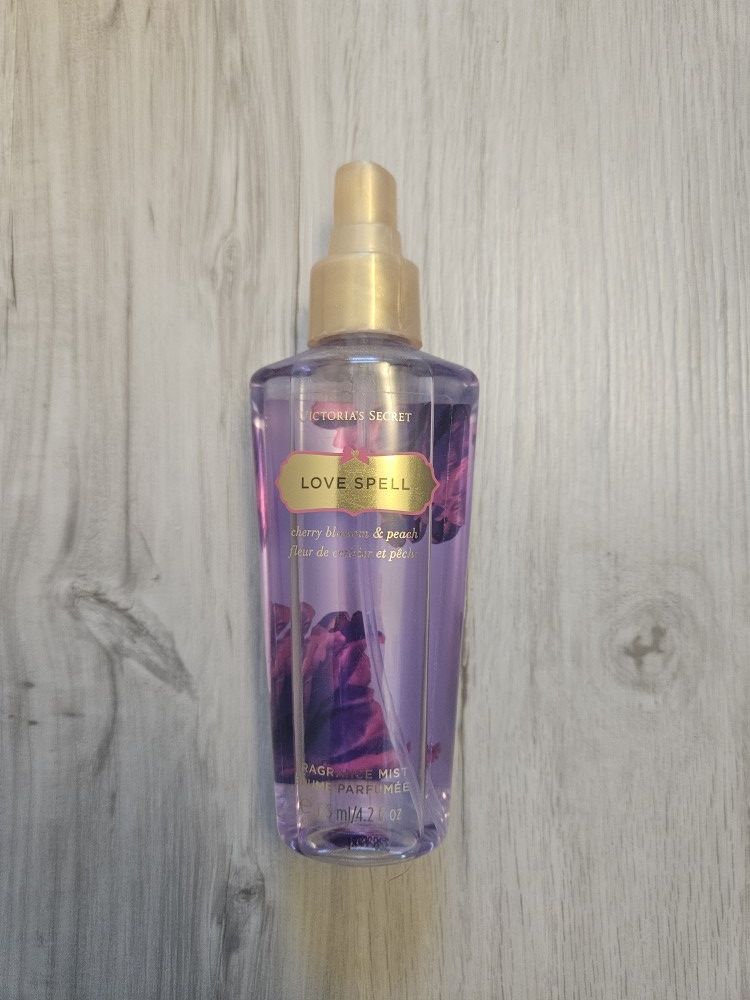 Victoria's Secret Love Spell Body Mist - 4.2 FL OZ (used)