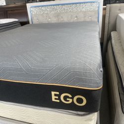 Queen Size Mattress And Box Spring Set 