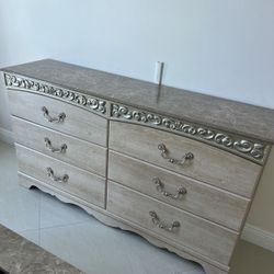 Bedroom Set for Sale