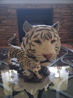 Resin Tiger Figurine