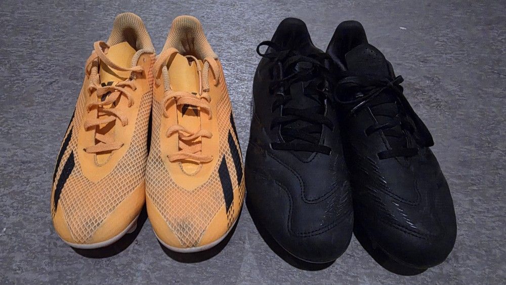 Soccer Cleats 8 Orange And 8.5 Black