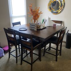 Kitchen table