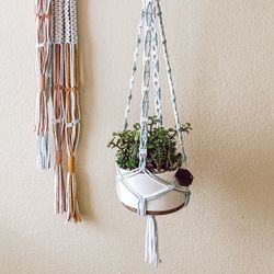 Handmade Macrame Plant Hanger Boho Home Decor Planter Floating Shelf