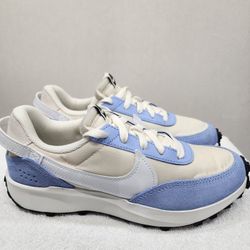 New- NIKE WAFFLE DEBUT

SOFT PEARL ALUMINUM BLACK SUMMIT WHITE (WOMEN'S)