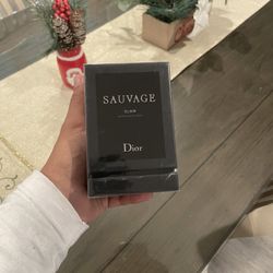 Sauvage Dior Elixir Cologne  