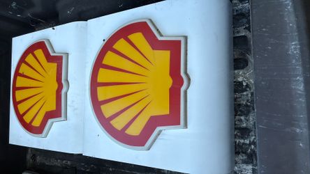 Shell gas station sign