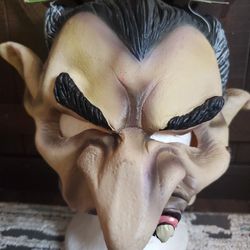 Vintage 2003 Disguise Vampire halloween 1/2 Mask adult dracula new fangs cosplay
Here is a super cool
Vampire 1/2 mask by Disguise