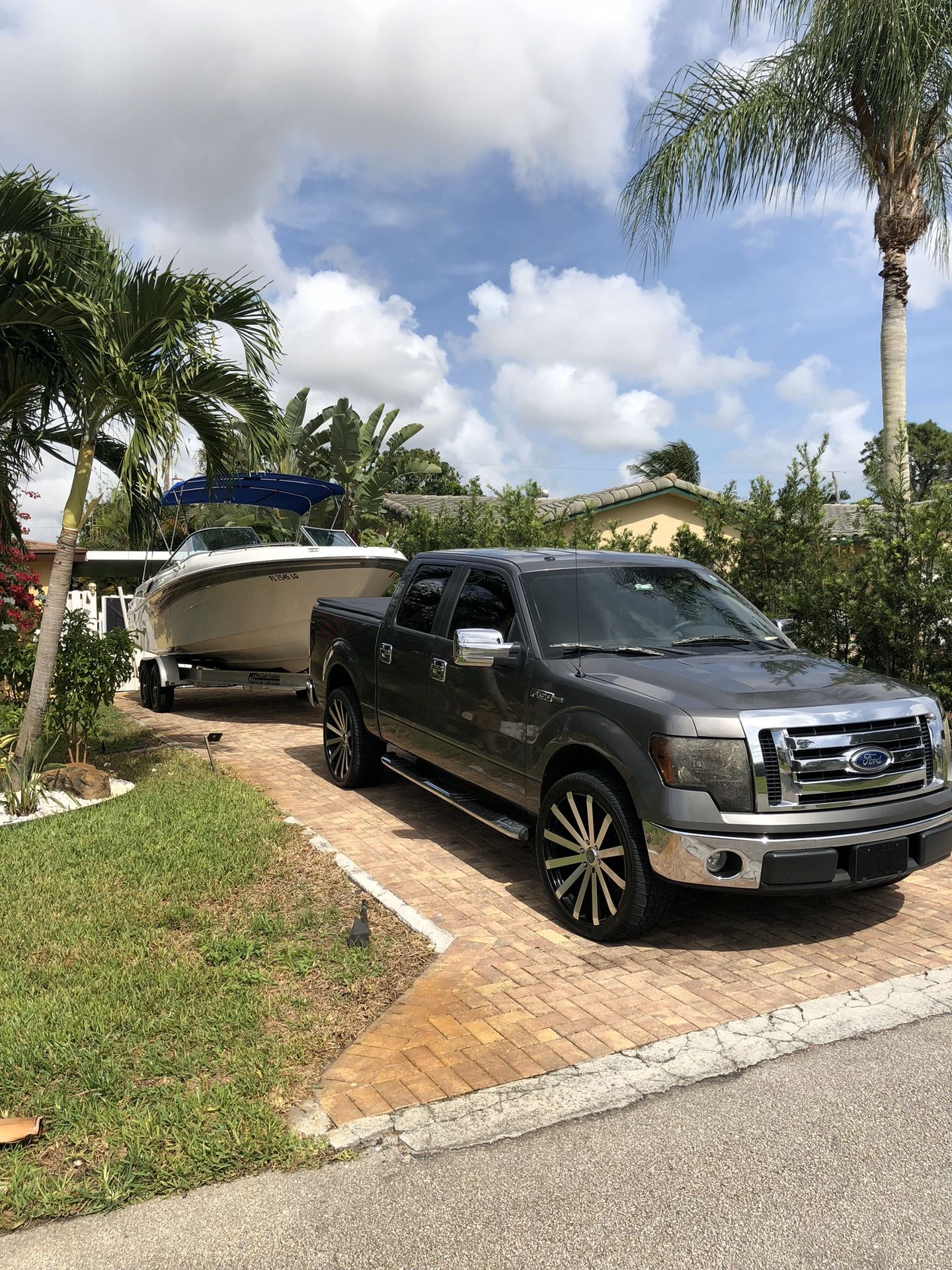 2000 Four Winns 25’8” Volvo Penta 5.7 GSI PEFS 3869009 year 2000 for