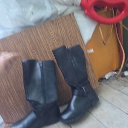 used size 2 black girls boots