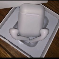 Air Pod Bluetooth Headphones, Apple Lightning iPhone Charger And Luxury Hard Case