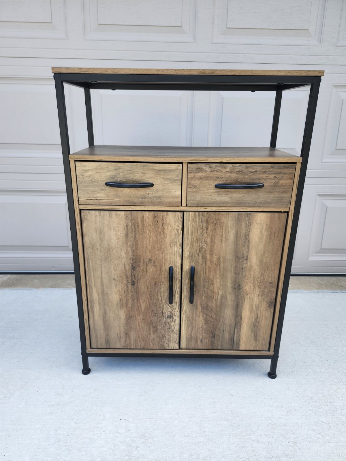 Accent Caninet
