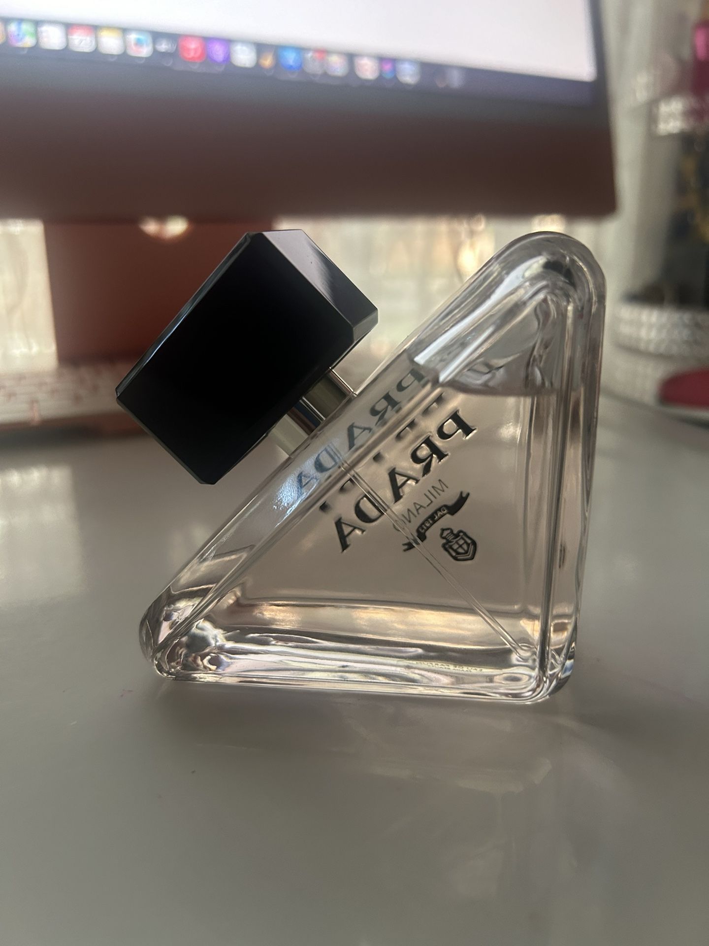 PRADA Virtual Flower 