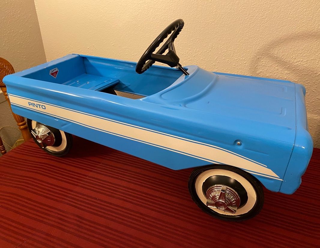 Beautiful Vintage AMF Pinto Pedal Car!! ($375 obo)