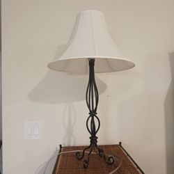 Table lamp