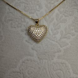 Beautiful Heart Necklace 14k Gold Laminated High quality material 25$
