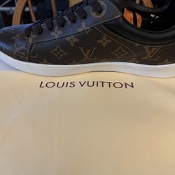 Louis Vuitton Knockoff Men’s Shoes 