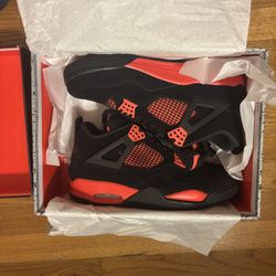 Jordan 4 Red Thunders