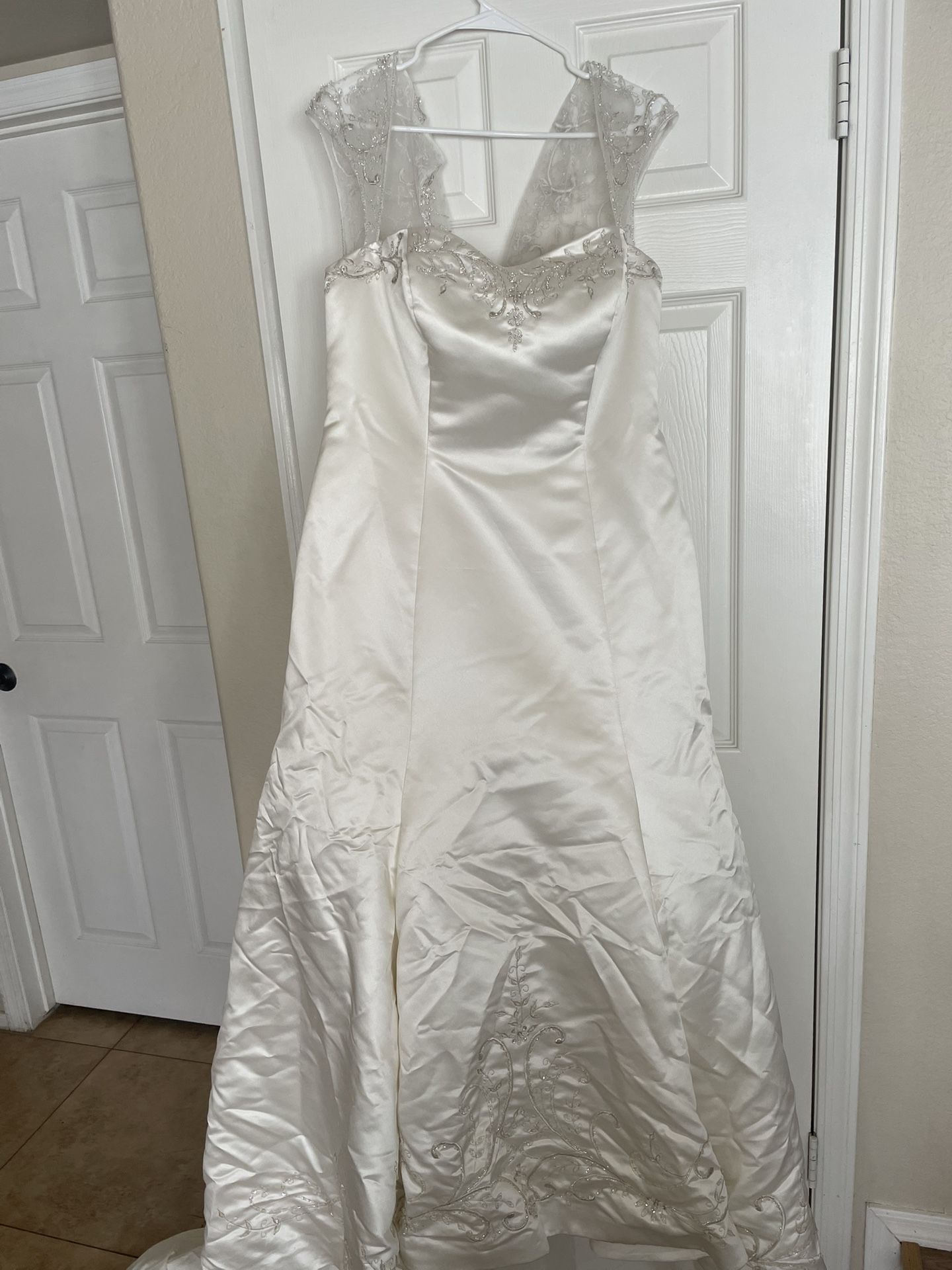 Wedding Dress 