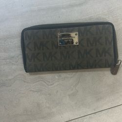 Micheal Kors Wallet