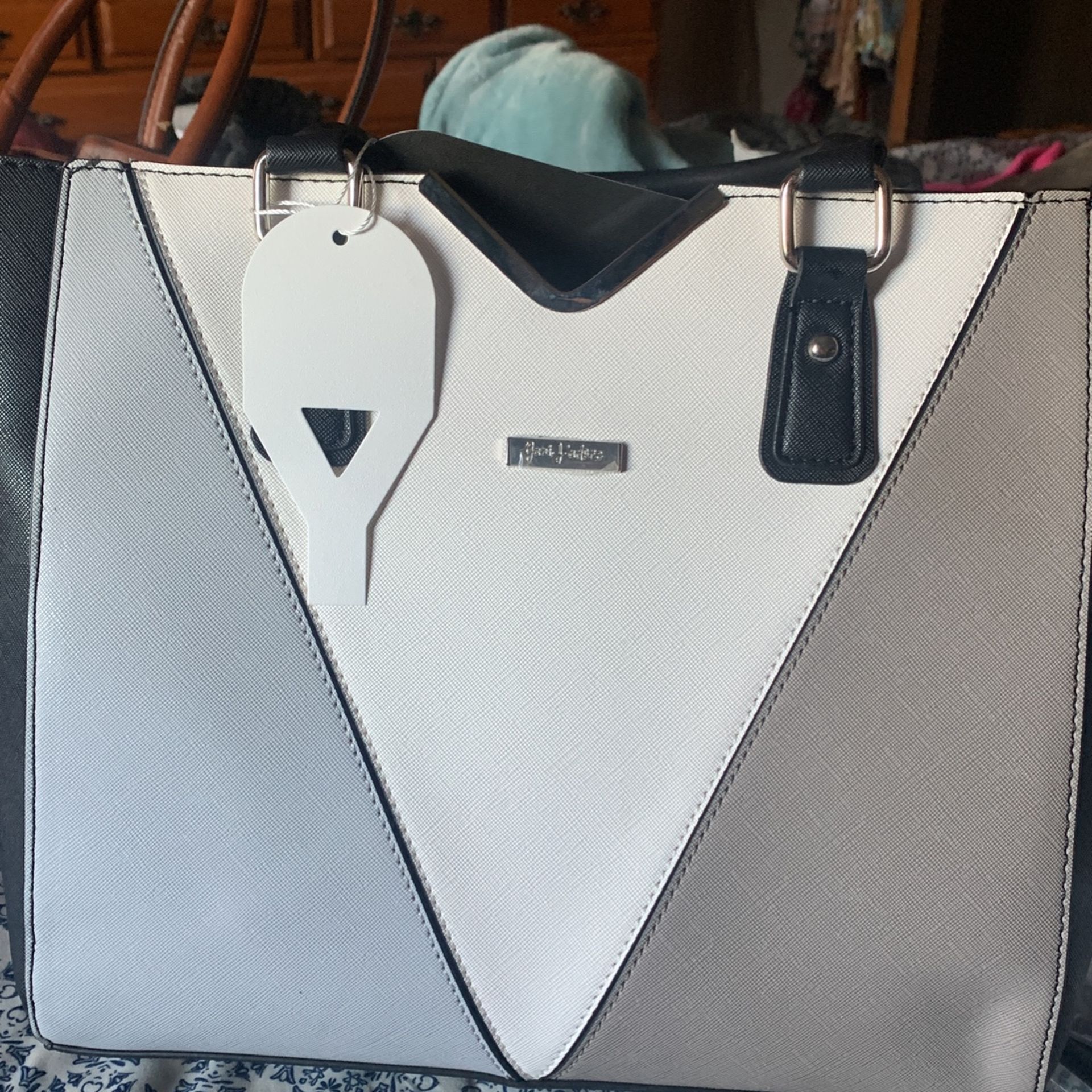 I Brand New Yani J’adore Black Whit Gray Mix Purse