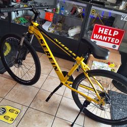 Mountain Bike Brand New  .only $299 Or Make $20 Monthly Payments 1400 Niles St Bakersfield Ca MG'S BIKE SHOP Affordable Prices 