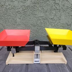OHAUS SCALE