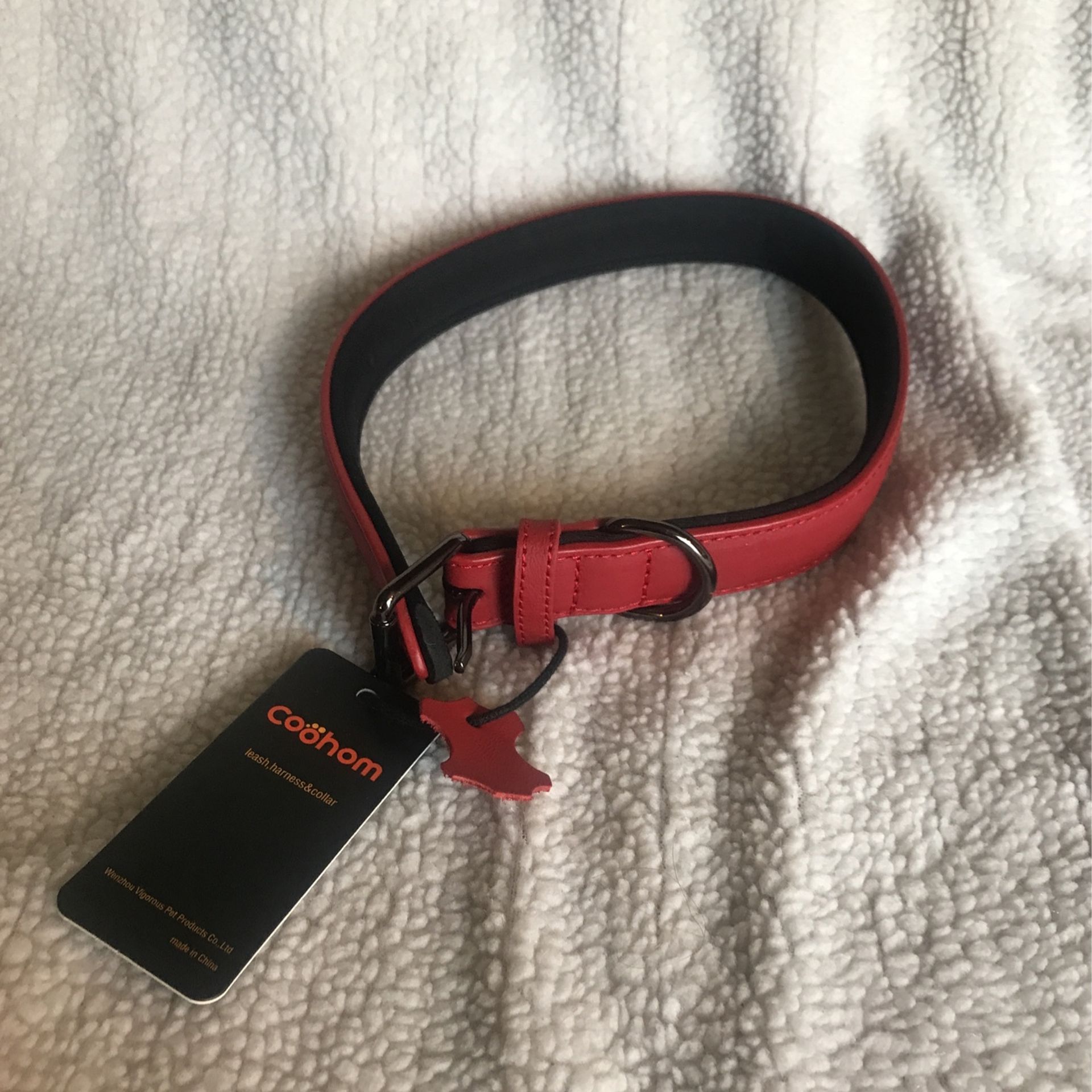 Coohom Dog Collar 21.5” L , Reddish, Vegan Leather