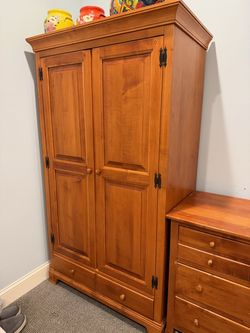 Beautiful Wood Armoire 1 drawer Clothing bar 40 x 22 x 70h Smoke free household Matching dresser also for sale